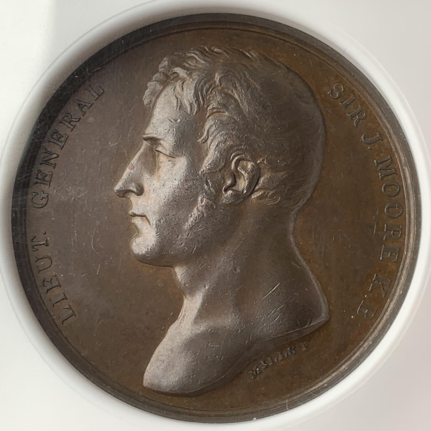 掌中浮雕-藏着的欧洲第053场 NGC MS62 : 1820英国约翰摩尔爵士纪念铜章, 41mm