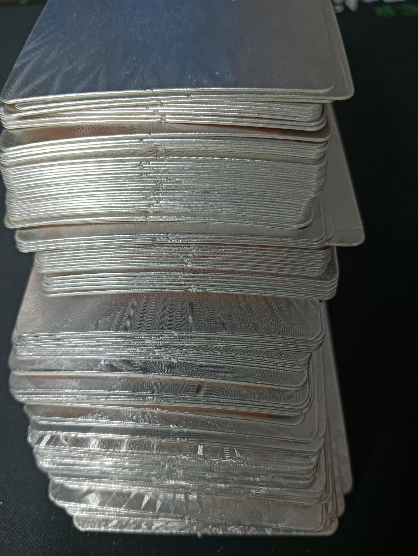 花开卡拍第61期（3月7号周六截拍，品控勿拍!!!拍品不寄存，运费5元（新疆需补运费差价或顺丰到付），自制卡难免瑕疵，可能存在轻微撞角爆边等出厂瑕疵，品控介意勿拍！） 【新疆顺丰到付】鲁艺摩点众筹水浒英雄榜（银卡版），130+张，鲁艺经典渣渣卡，品相一般默认瑕疵介意勿拍