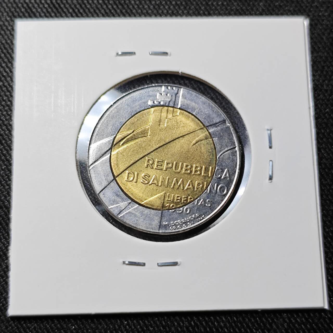 KK钱币收藏小铺   套币 批量/好品散币专场 2月预留时间 周末发货 1990  圣马力诺500里拉双色币