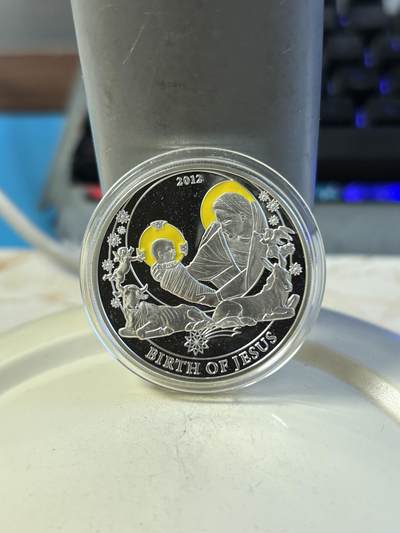 第192期拍卖 - 帕劳2012年故事系列诞生半盎司彩色纪念银币，925银，发行1000枚，有氧化