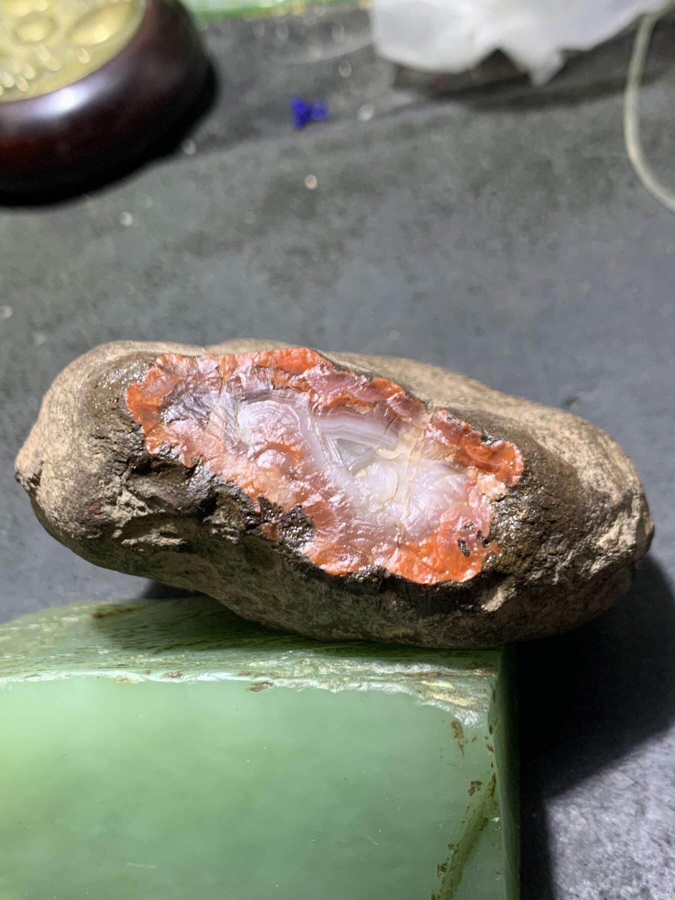 精美铁皮开窗料柿子红白冻料南红玛瑙原石一颗