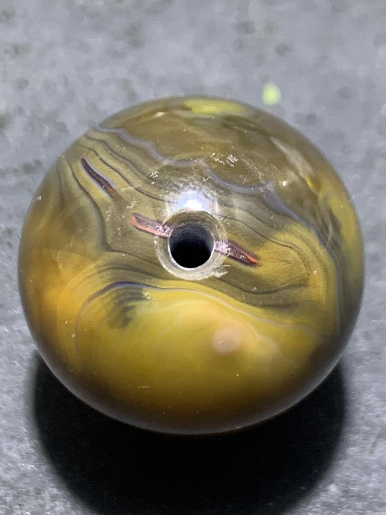 仅此一个，精美高玉化拉丝料8字天眼纹战国红圆珠一颗！