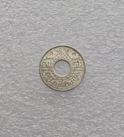 瓶子🏺第231期拍卖会 - 1940年泰国10萨当中孔银币