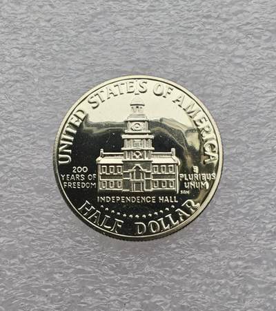 瓶子🏺第231期拍卖会 1976年精制美国建国200周年肯尼迪半美元银币 40%银  11.36克  11.36×0.4×23=104.512