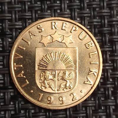 布加迪🐬～世界钱币(上海)🌾第 279 期 /  各国套币和散币 - 拉脱维亚🇱🇻