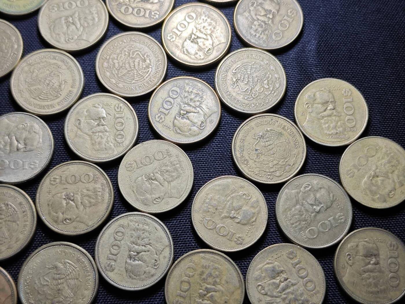 KK钱币收藏小铺   套币 批量/好品散币专场 2月预留时间 周末发货  墨西哥100比索铜币一组32枚