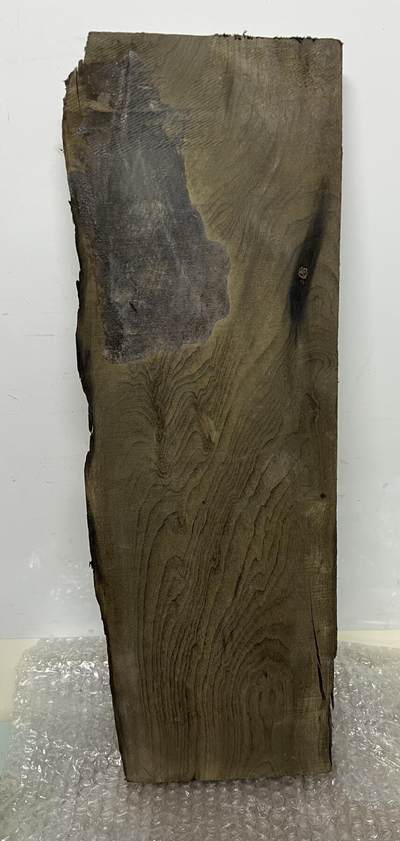 零元拍：NO.38 乌木金丝楠 绿阴沉山峰纹 做牌子，干泡台，无需打磨就已经金光闪闪。满金丝药香，尺寸约：66.5/19/3.4CM。 - 零元拍：NO.38 乌木金丝楠 绿阴沉山峰纹 做牌子，干泡台，无需打磨就已经金光闪闪。满金丝药香，尺寸约：66.5/19/3.4CM。