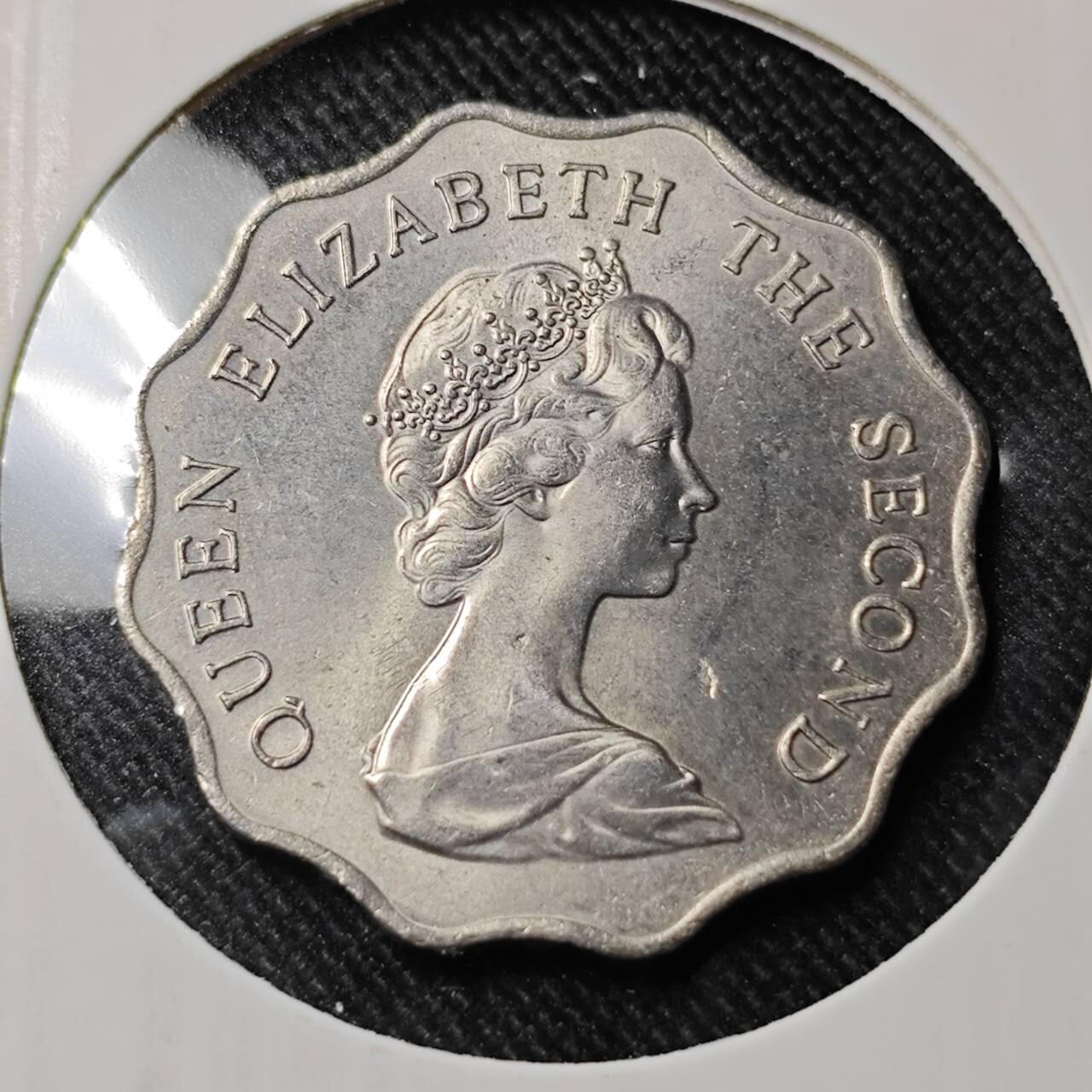 KK钱币收藏小铺   套币 批量/好品散币专场 2月预留时间 周末发货  1975香港女王2元 好品