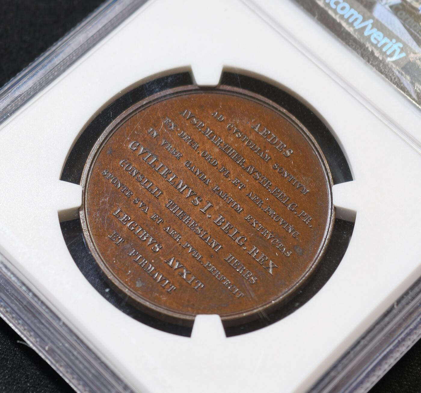 甄臻铺-世界币章拍卖（第53期），甄品场拍品征集中，送拍享返佣金等优惠多多 NGC-MS66BN 1826年荷兰斯克斯-286根特监狱青铜章，NGC顶级分数，紫色镜面青铜章