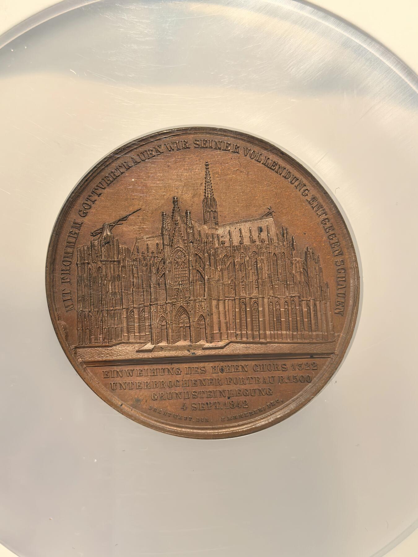 博洋堂世界钱币拍卖第163期（全场包邮） NGC MS66BN 德国1842年科隆大教堂纪念大铜章，1842年是其建设史上的一个重要节点：普鲁士国王腓特烈·威廉四世于1842年下令重启大教堂的建设，并投入大量资金与资源，最终于1880年完工