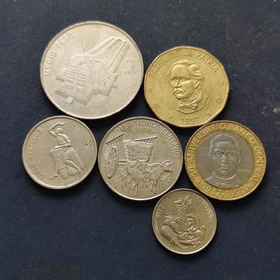 【全场包邮】纯粹捡漏拍508场 - 多米尼加各年份6枚套币