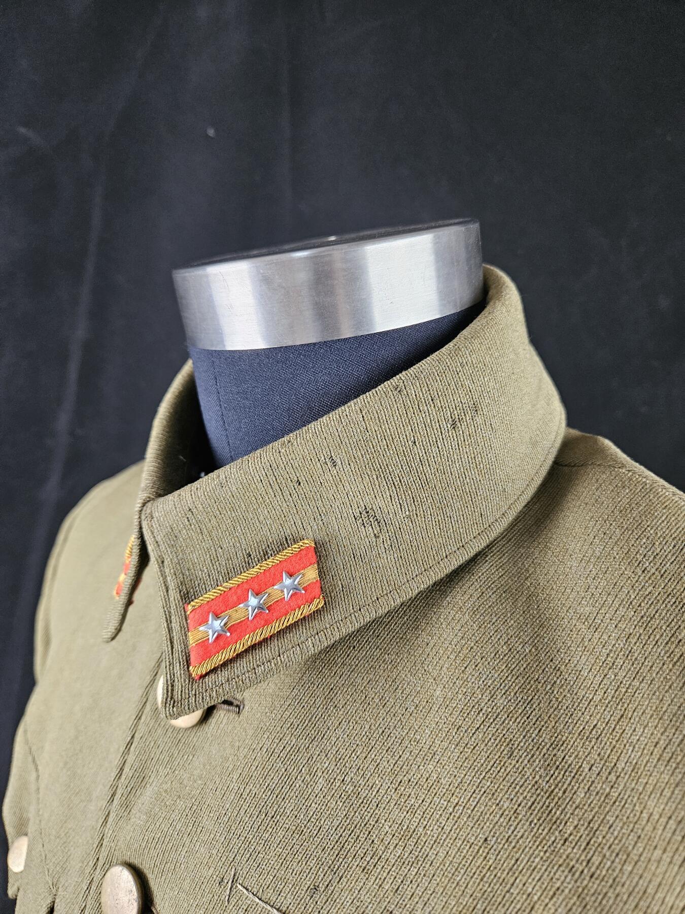 0元起拍勋章 第337期 咸鱼国勋章拍卖专场 3月8日（周日）下午6：00开始 原品苏联西伯利亚囚服上衣一杠三领章 详图私聊 领围39 肩宽43 胸围94 衣长61 袖长53