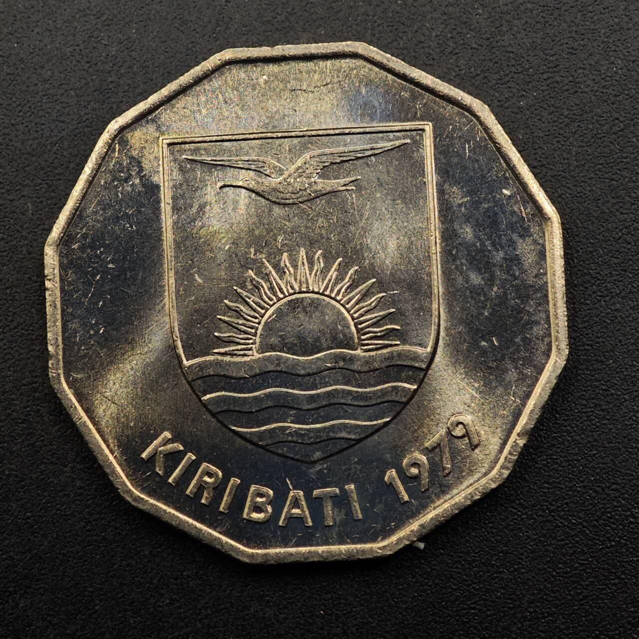 【淘币小摊】实时拍第八百七十六拍   散币场    每周一统一发货 基里巴斯1979年捕鱼舟一元镍币