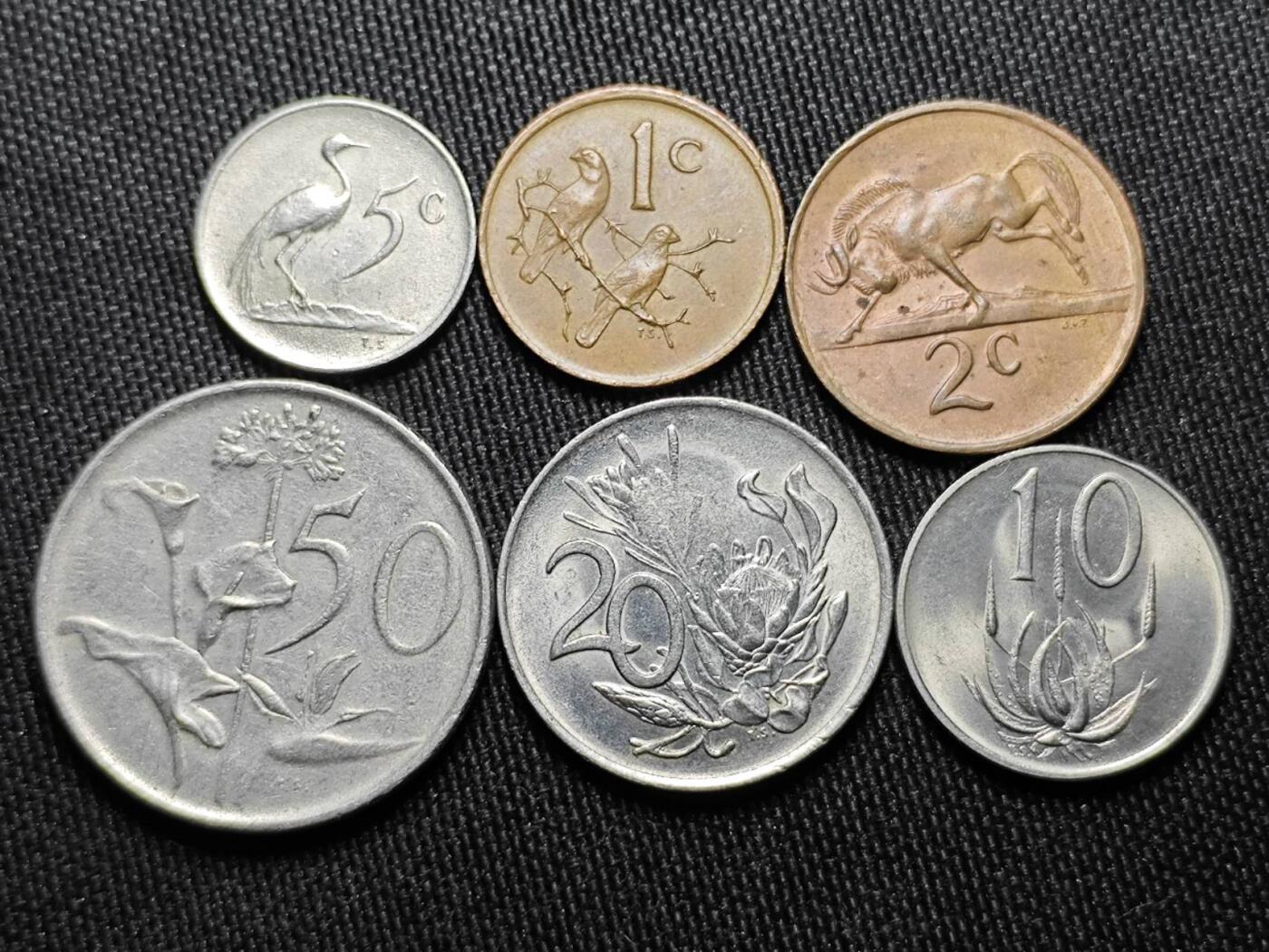 KK钱币收藏小铺   套币 批量/好品散币专场 2月预留时间 周末发货  1976南非总统福歇大小面值一组