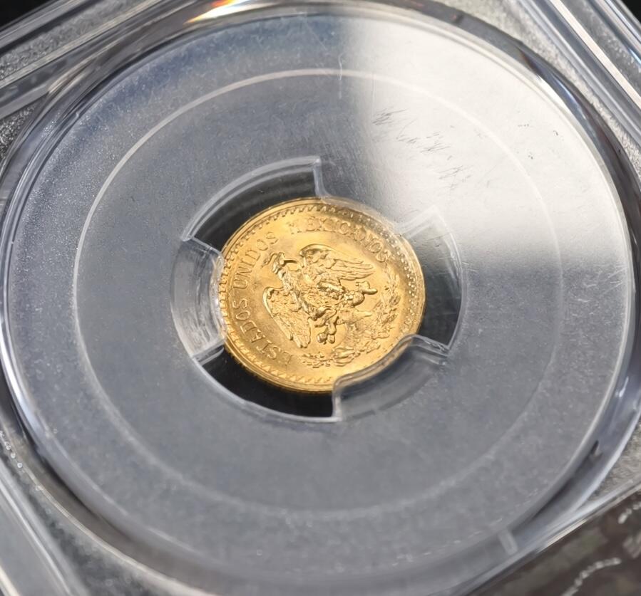 甄臻铺-世界币章拍卖（第53期），甄品场拍品征集中，送拍享返佣金等优惠多多