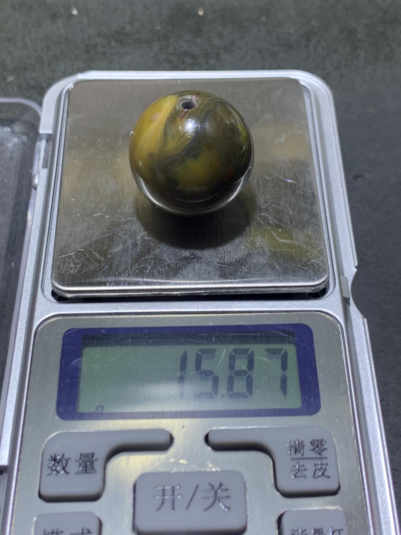 仅此一个，精美高玉化拉丝料8字天眼纹战国红圆珠一颗！