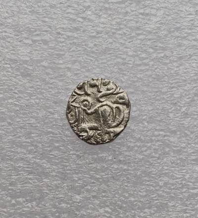 瓶子🏺第231期拍卖会 - 公元850-900年沙希王朝牛瘤骑士打制银币