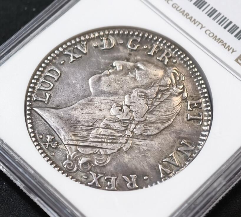 甄臻铺-世界币章拍卖（第53期），甄品场拍品征集中，送拍享返佣金等优惠多多