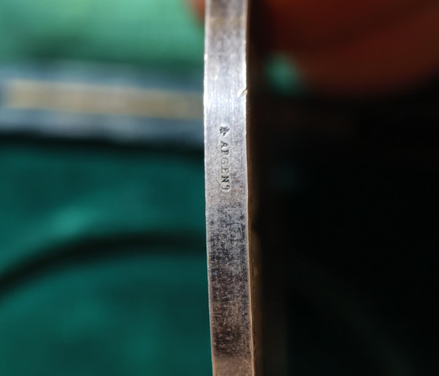 甄臻铺-世界币章拍卖（第53期），甄品场拍品征集中，送拍享返佣金等优惠多多