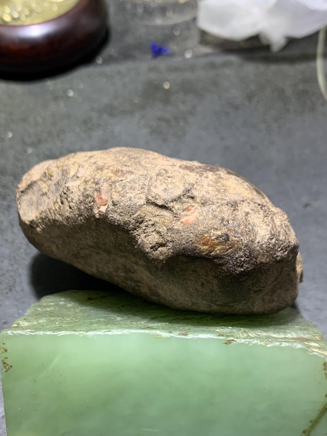 精美铁皮开窗料柿子红白冻料南红玛瑙原石一颗