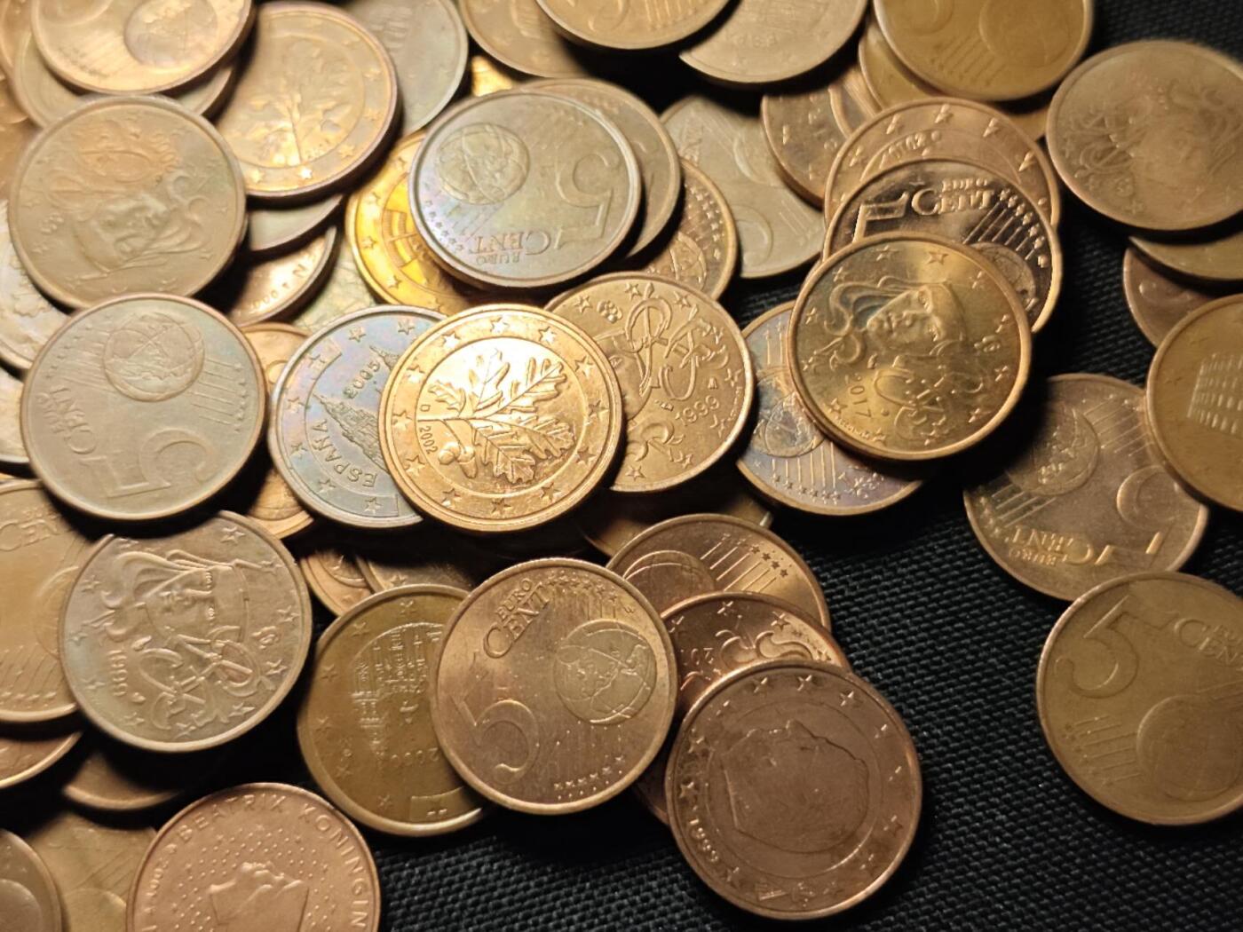 KK钱币收藏小铺   套币 批量/好品散币专场 2月预留时间 周末发货  各国5欧分一组695枚 面值34.75欧元