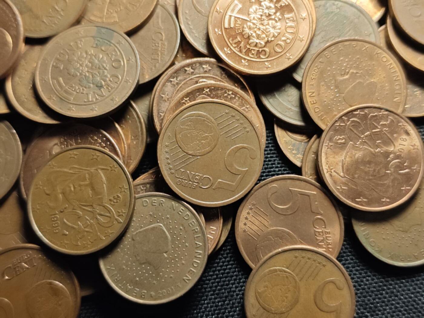 KK钱币收藏小铺   套币 批量/好品散币专场 2月预留时间 周末发货  各国5欧分一组695枚 面值34.75欧元