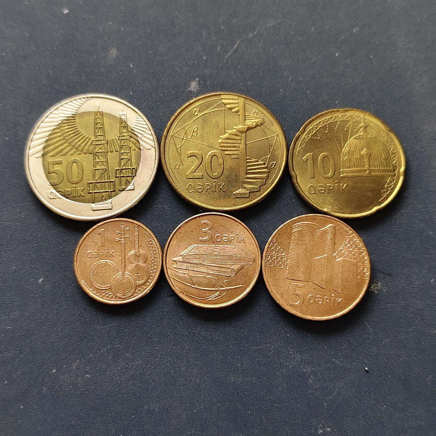 【全场包邮】纯粹捡漏拍508场 阿塞拜疆无年份6枚套币