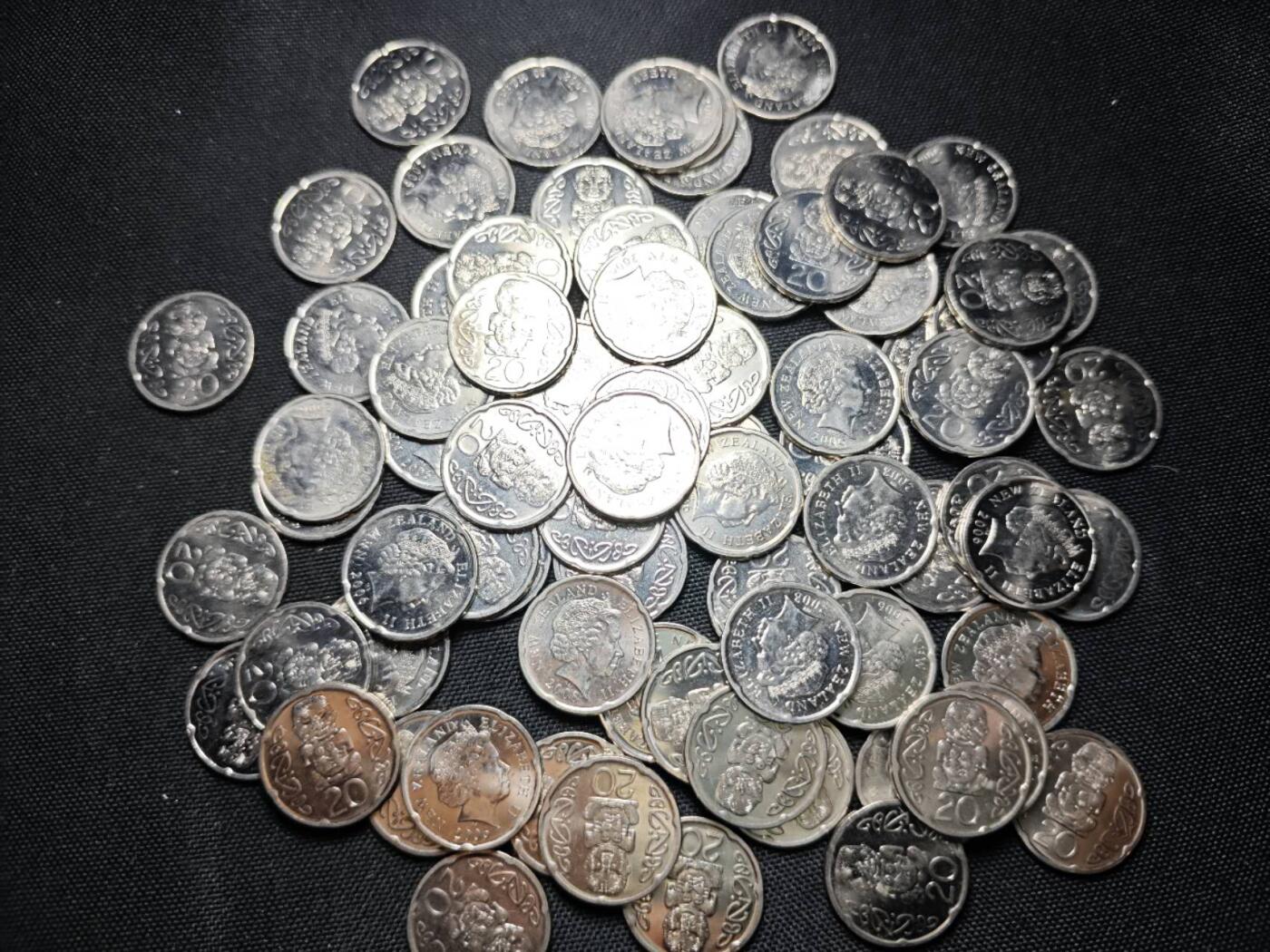 KK钱币收藏小铺   套币 批量/好品散币专场 2月预留时间 周末发货  新西兰20分一组79枚 面值15.8新西兰元