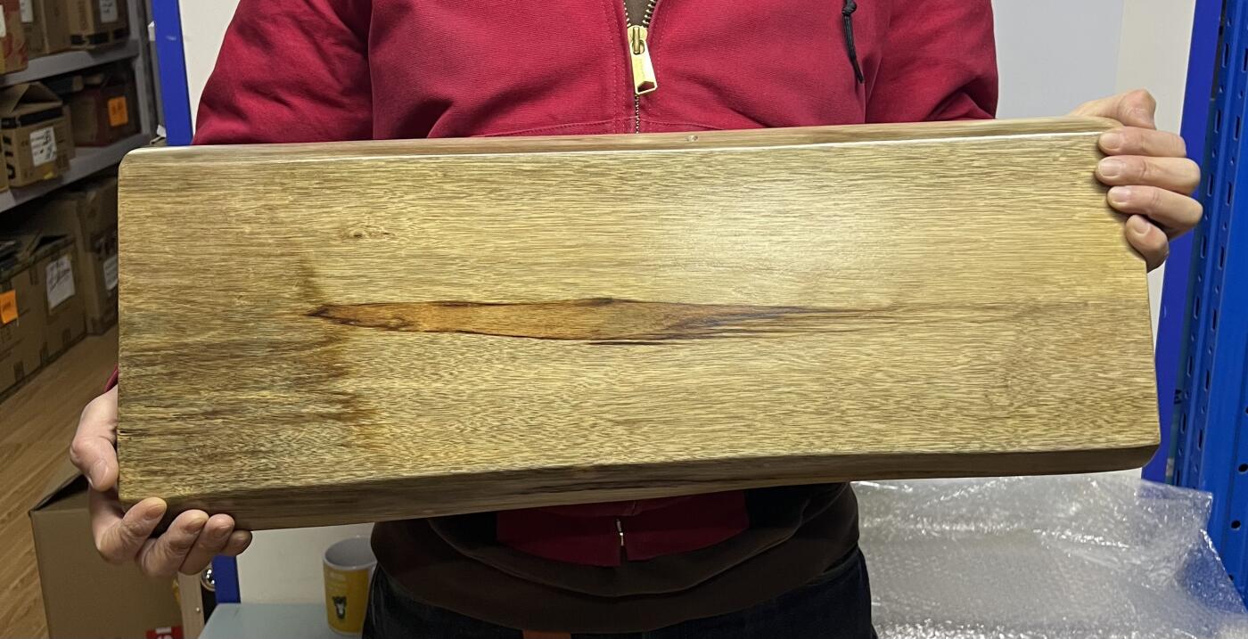 零元拍：金丝楠茶盘 金光闪闪。尺寸约：59.5/23.5/3.3CM。