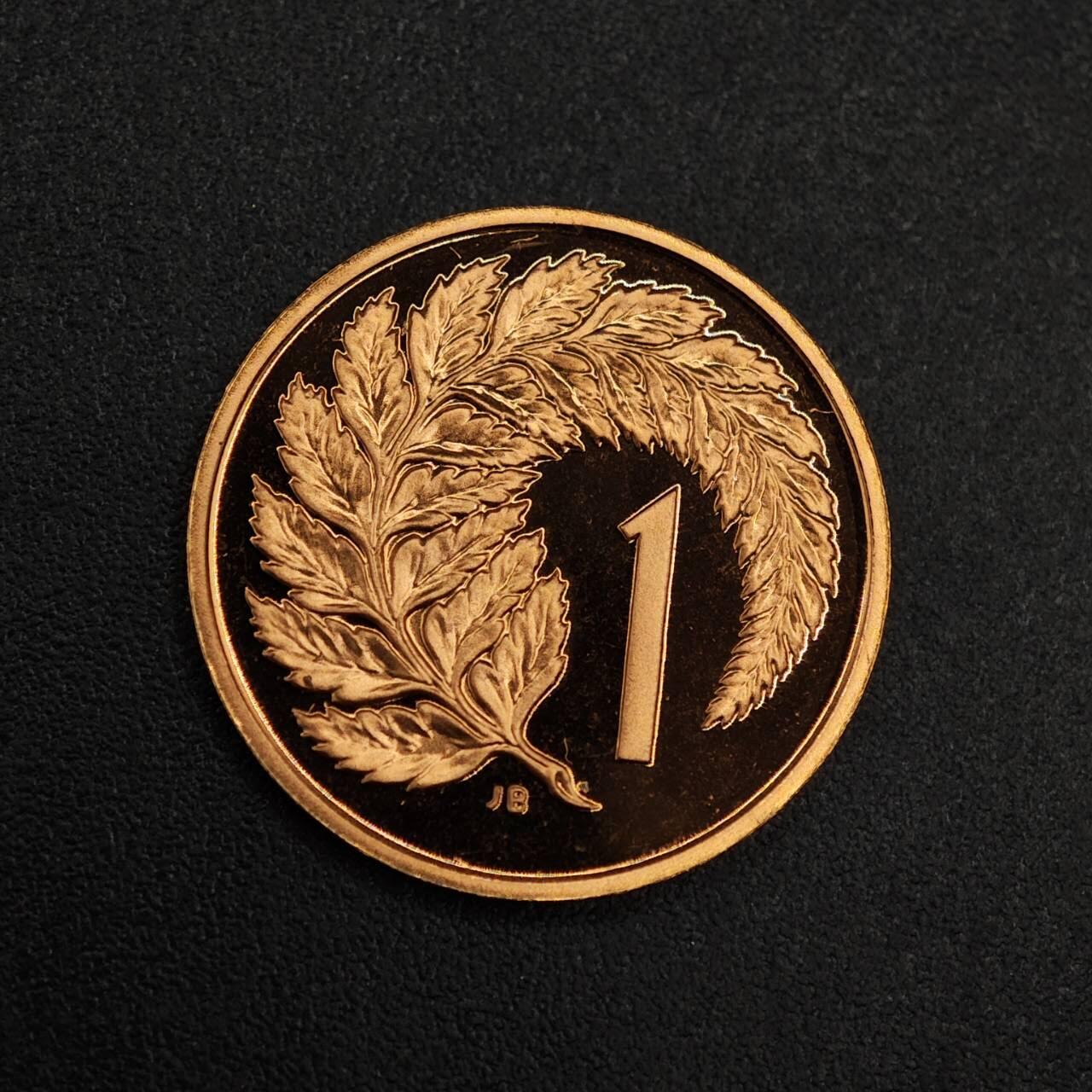 【淘币小摊】实时拍第八百七十六拍   散币场    每周一统一发货 新西兰1984年一分精制铜币