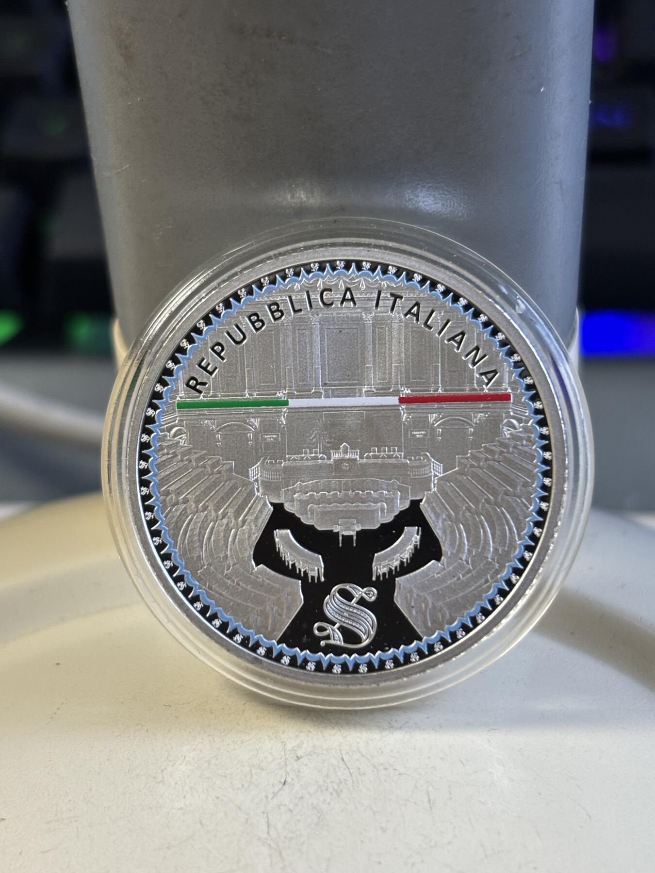 第192期拍卖 意大利2023年欧洲参议院75周年5欧彩色纪念银币，925银，18克，发行6098枚