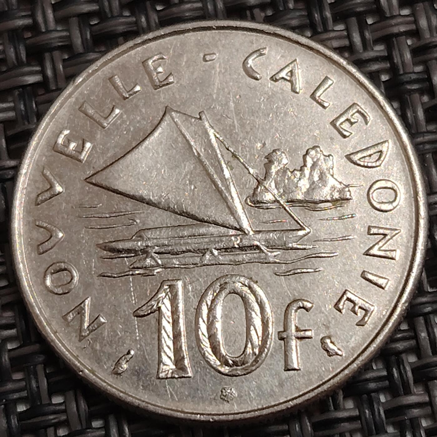 布加迪🐬～世界钱币(上海)🌾第 278 期 /  各国套币和散币