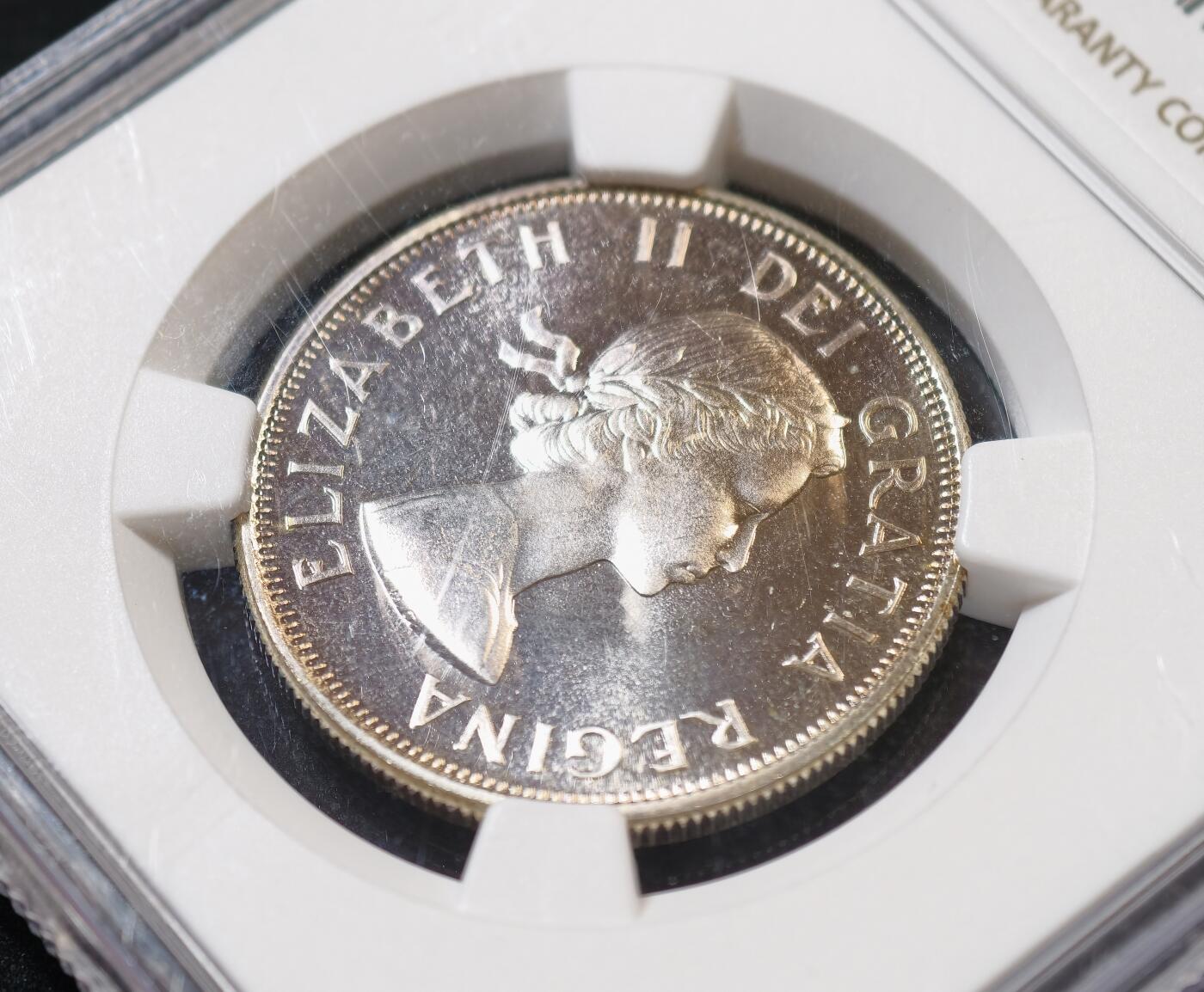 甄臻铺-世界币章拍卖（第53期），甄品场拍品征集中，送拍享返佣金等优惠多多 NGC-PL66  加拿大伊丽莎白50c银币  上66不易，追求高分的不要错过