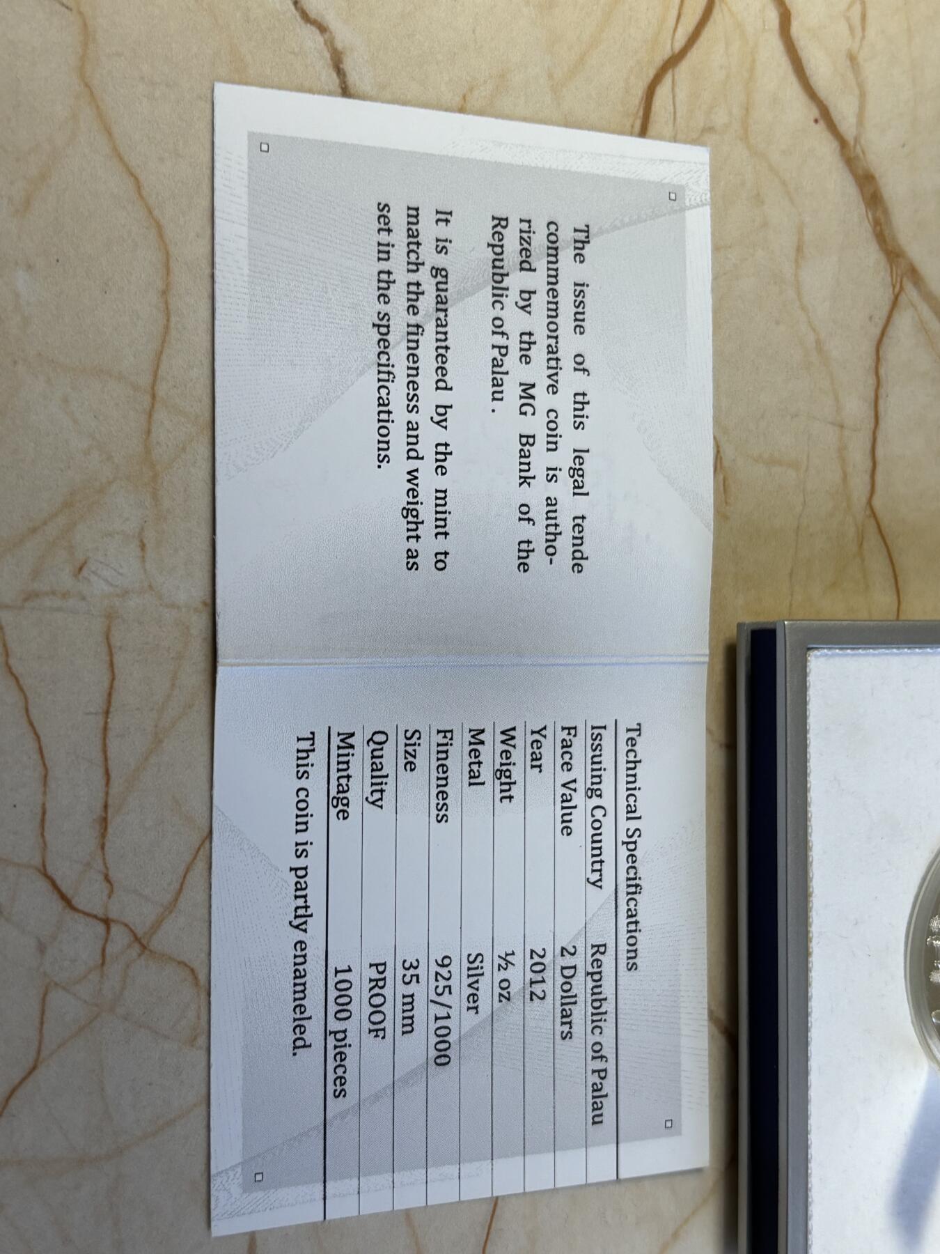 第192期拍卖 帕劳2012年故事系列诞生半盎司彩色纪念银币，925银，发行1000枚，有氧化