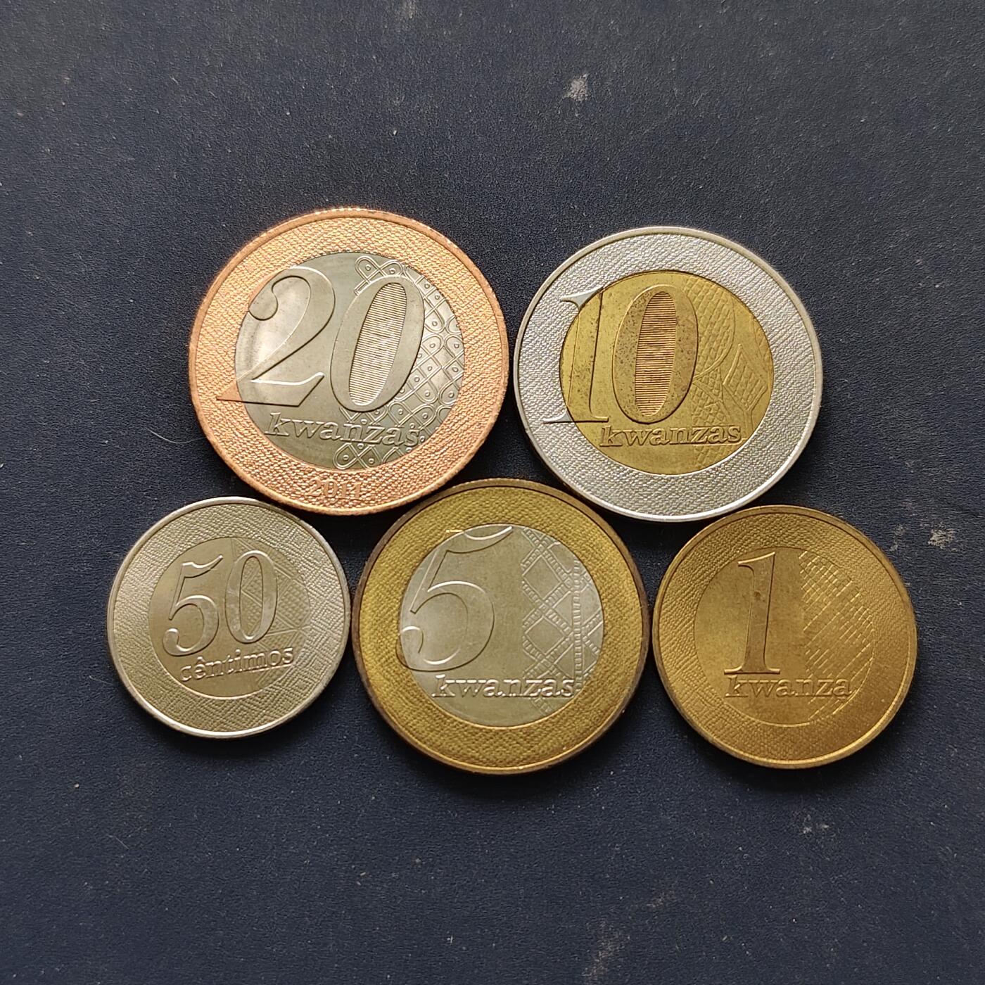 【全场包邮】纯粹捡漏拍508场 安哥拉2011-2012年5枚套币