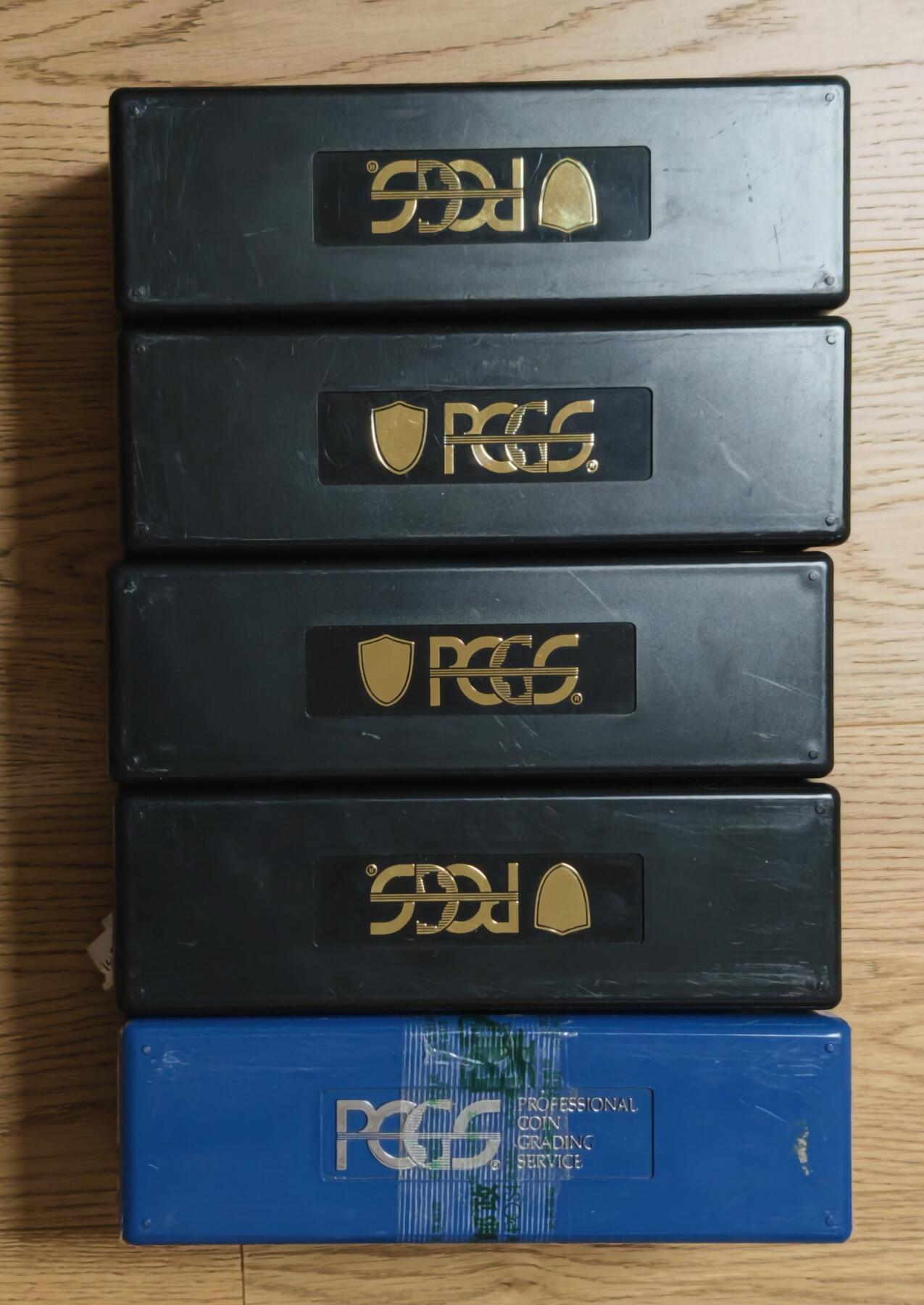 甄臻铺-世界币章拍卖（第53期），甄品场拍品征集中，送拍享返佣金等优惠多多