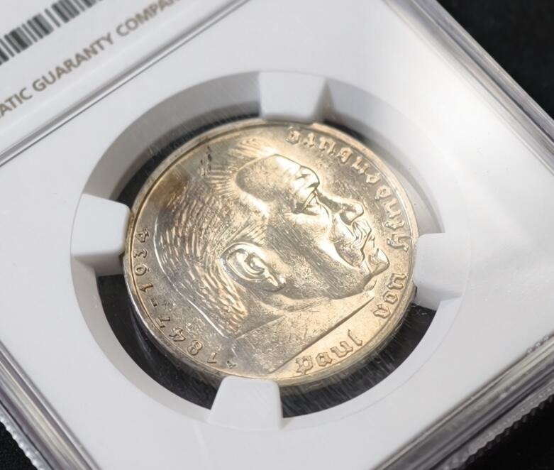 甄臻铺-世界币章拍卖（第53期），甄品场拍品征集中，送拍享返佣金等优惠多多