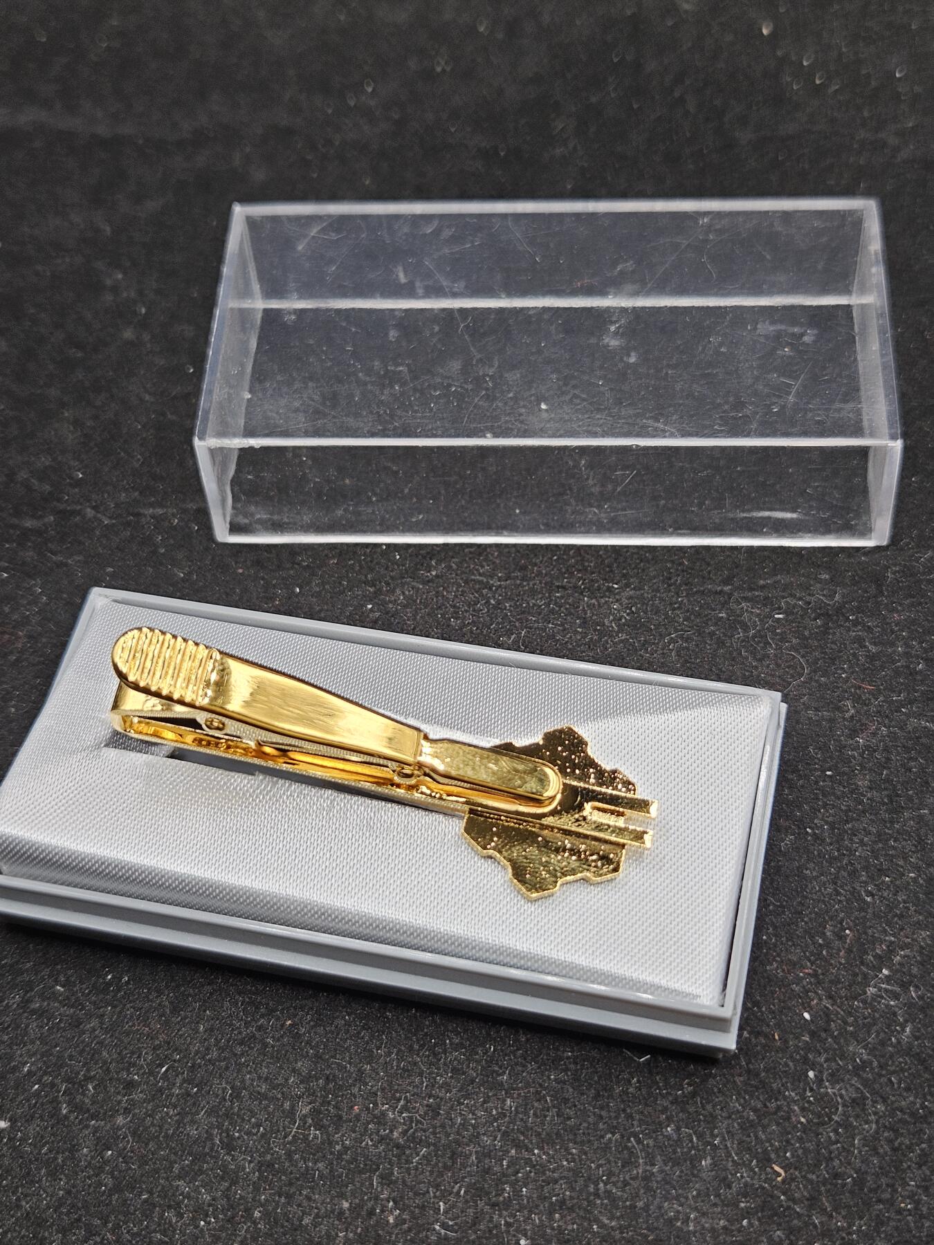 0元起拍勋章 第337期 咸鱼国勋章拍卖专场 3月8日（周日）下午6：00开始