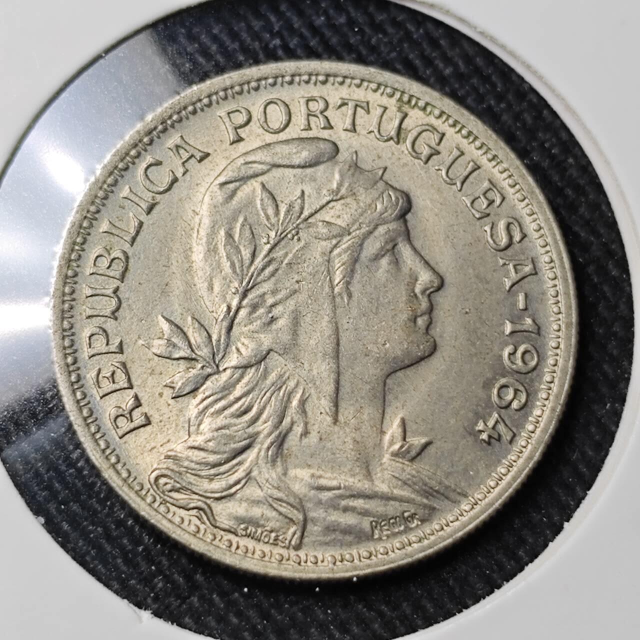 KK钱币收藏小铺   套币 批量/好品散币专场 2月预留时间 周末发货  1964葡萄牙50分