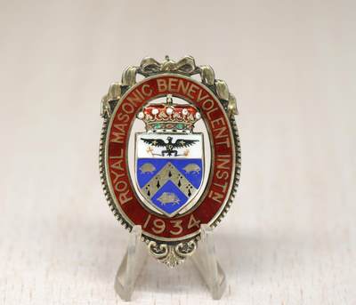 大猫徽章拍卖 第289期 - 英国皇家共济会Royal Masonic Benevolent Institution 1934年款925银镀金徽章吊坠，重量15.8克