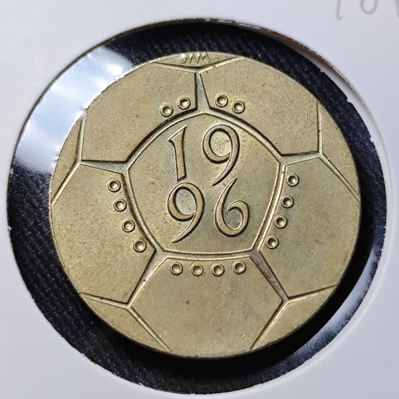 KK钱币收藏小铺   套币 批量/好品散币专场 2月预留时间 周末发货  1996英国2镑纪念币