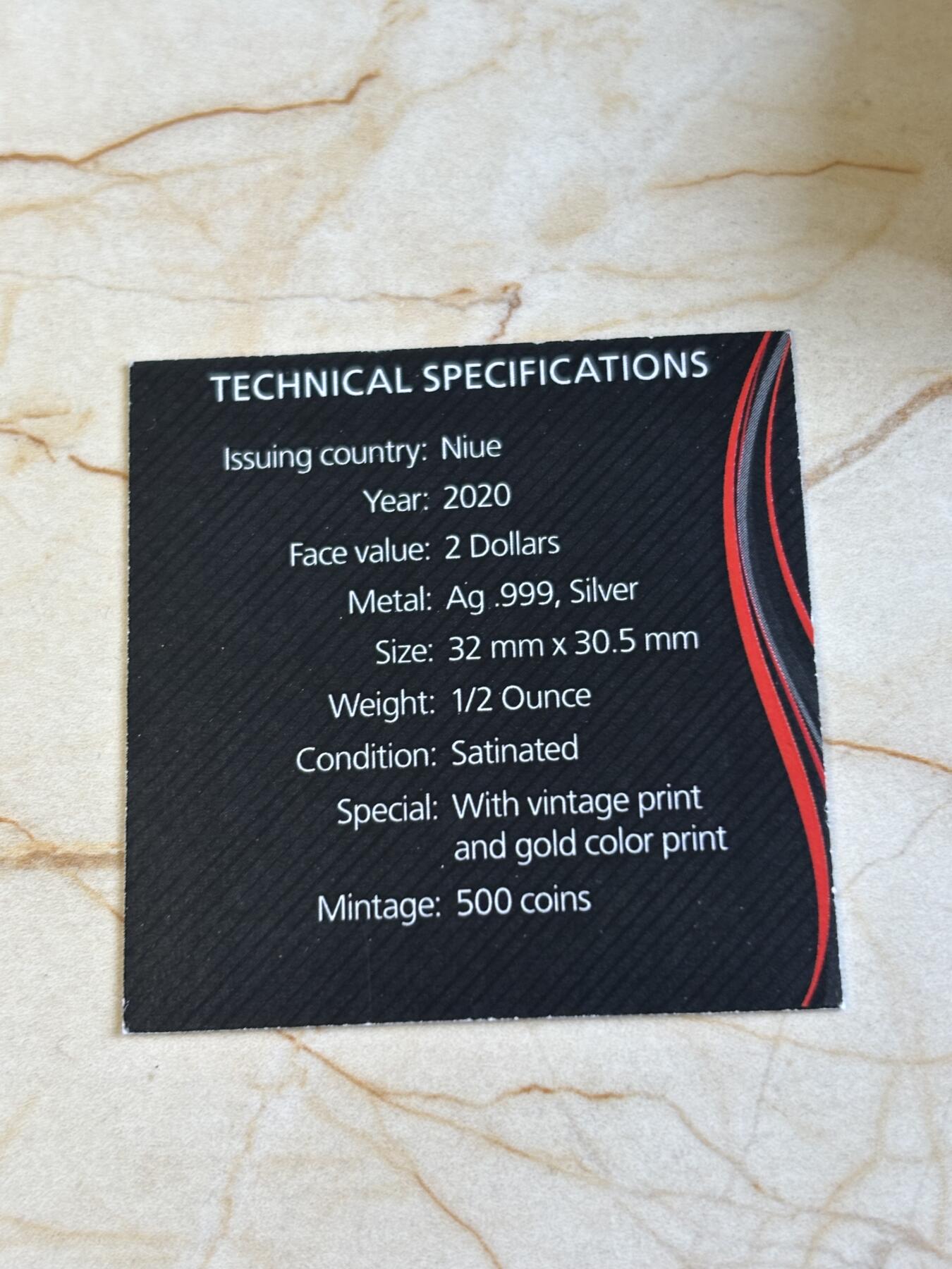 第192期拍卖 纽埃2020年你中有我心形高浮雕彩色纪念银币，999银，发行500枚，1/2盎司