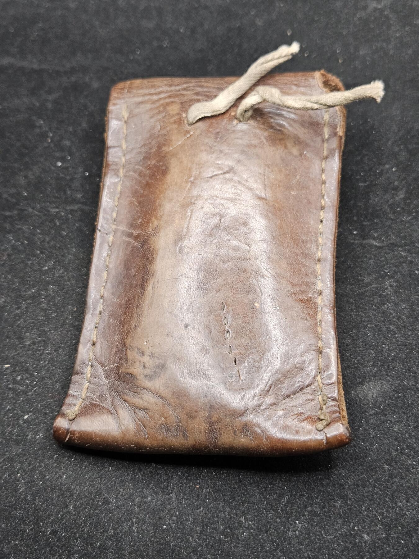 0元起拍勋章 第337期 咸鱼国勋章拍卖专场 3月8日（周日）下午6：00开始 日本战时陆军小皮包