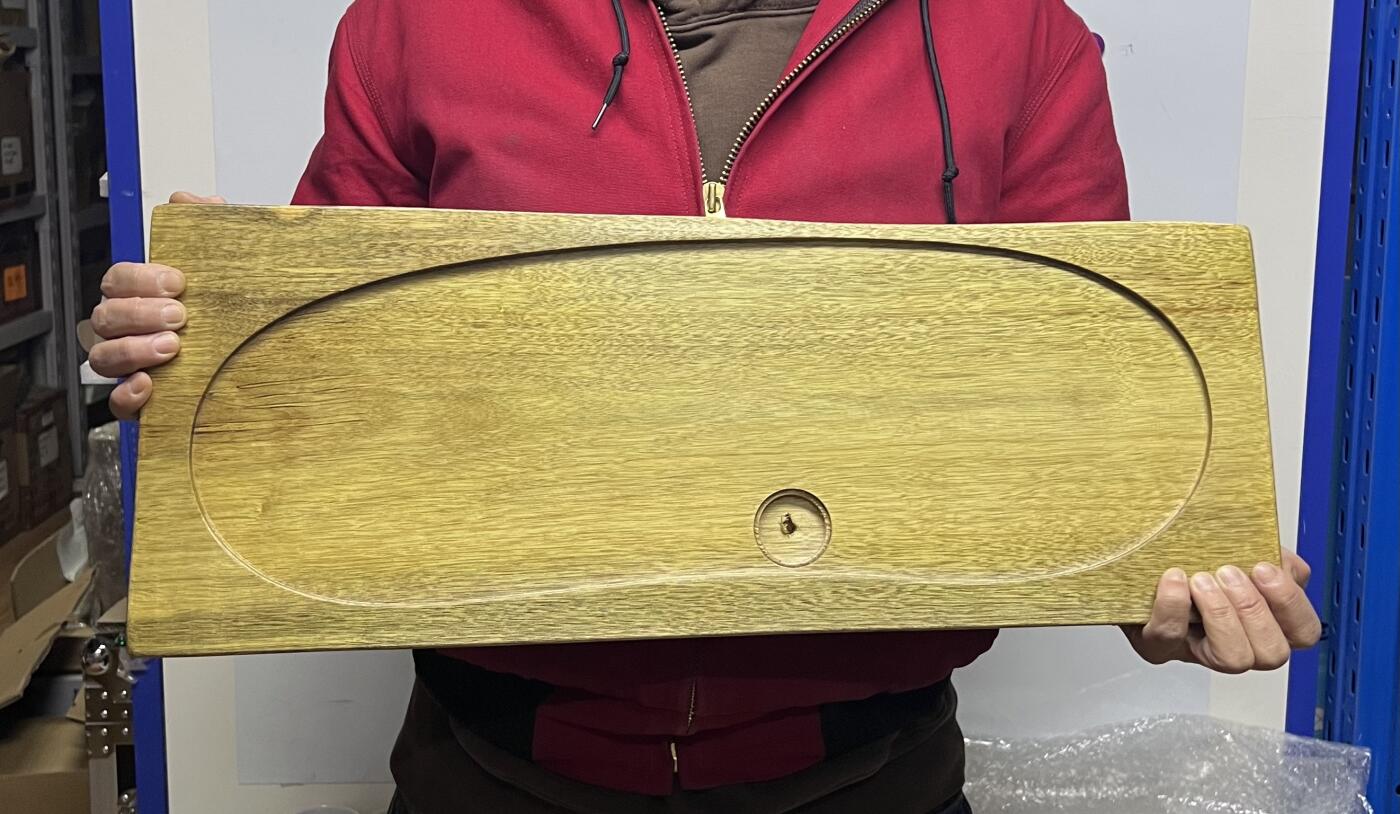 零元拍：金丝楠茶盘 金光闪闪。尺寸约：59.5/23.5/3.3CM。