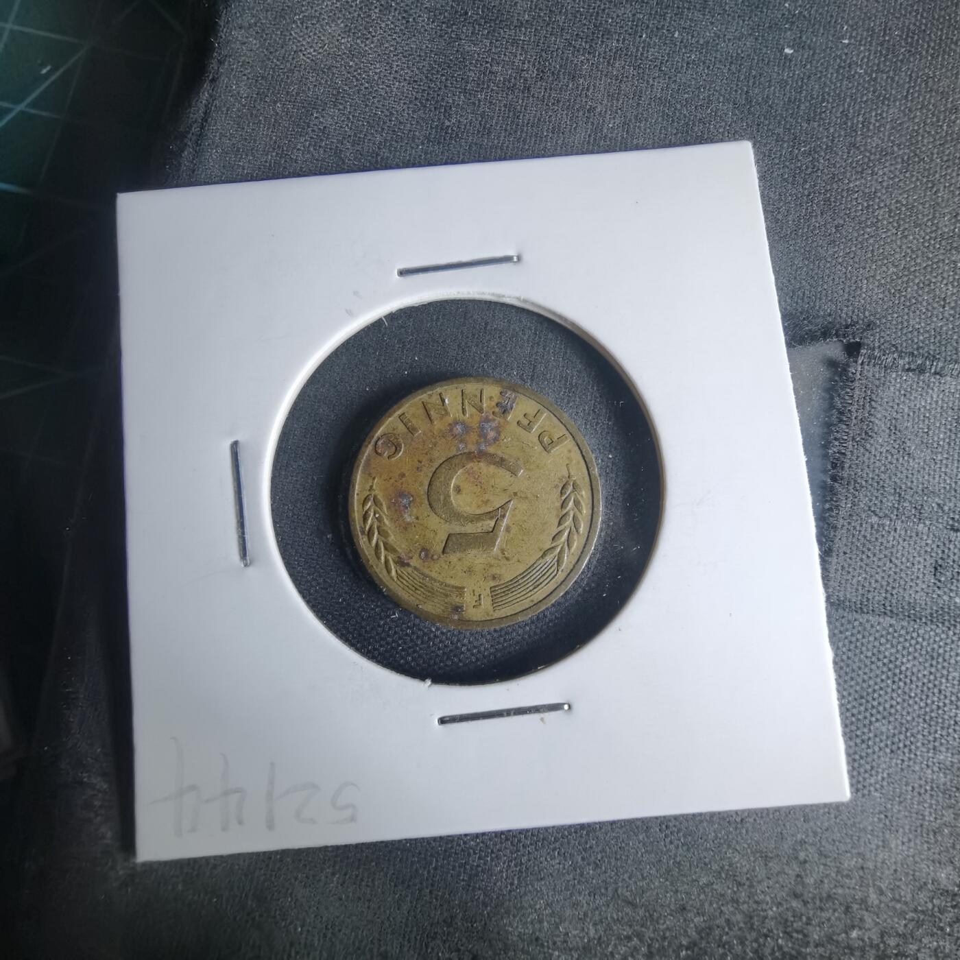 沼泽如烟--第1013场 东德1949年5芬尼