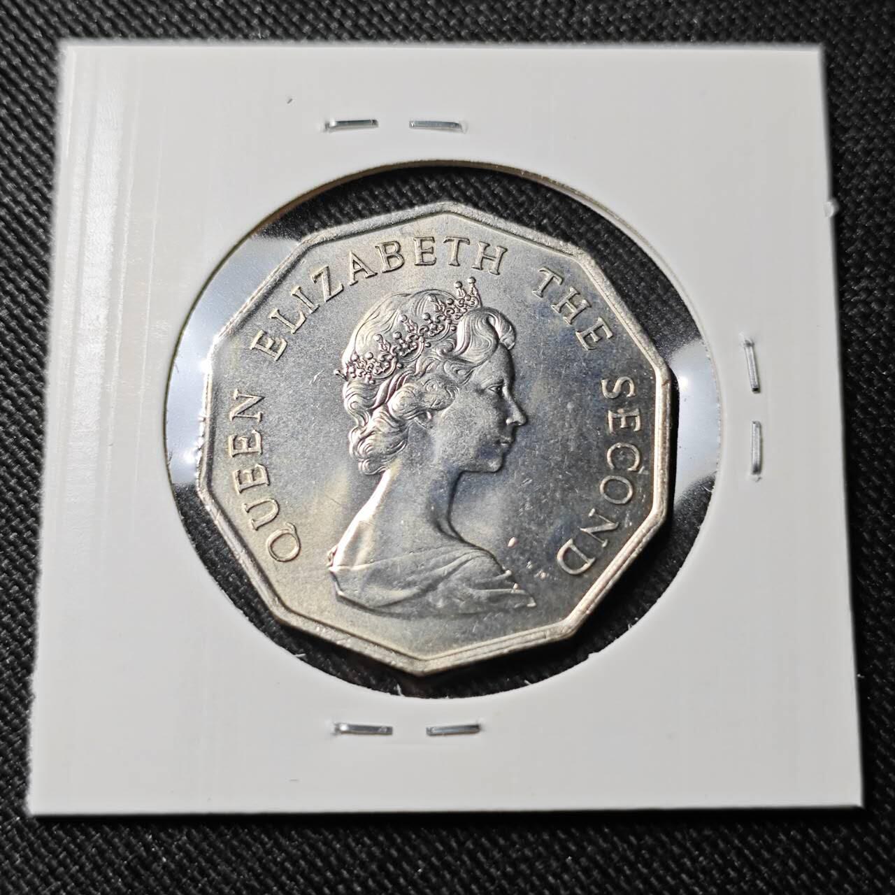 KK钱币收藏小铺   套币 批量/好品散币专场 2月预留时间 周末发货  1976香港女王多边形5元 好品