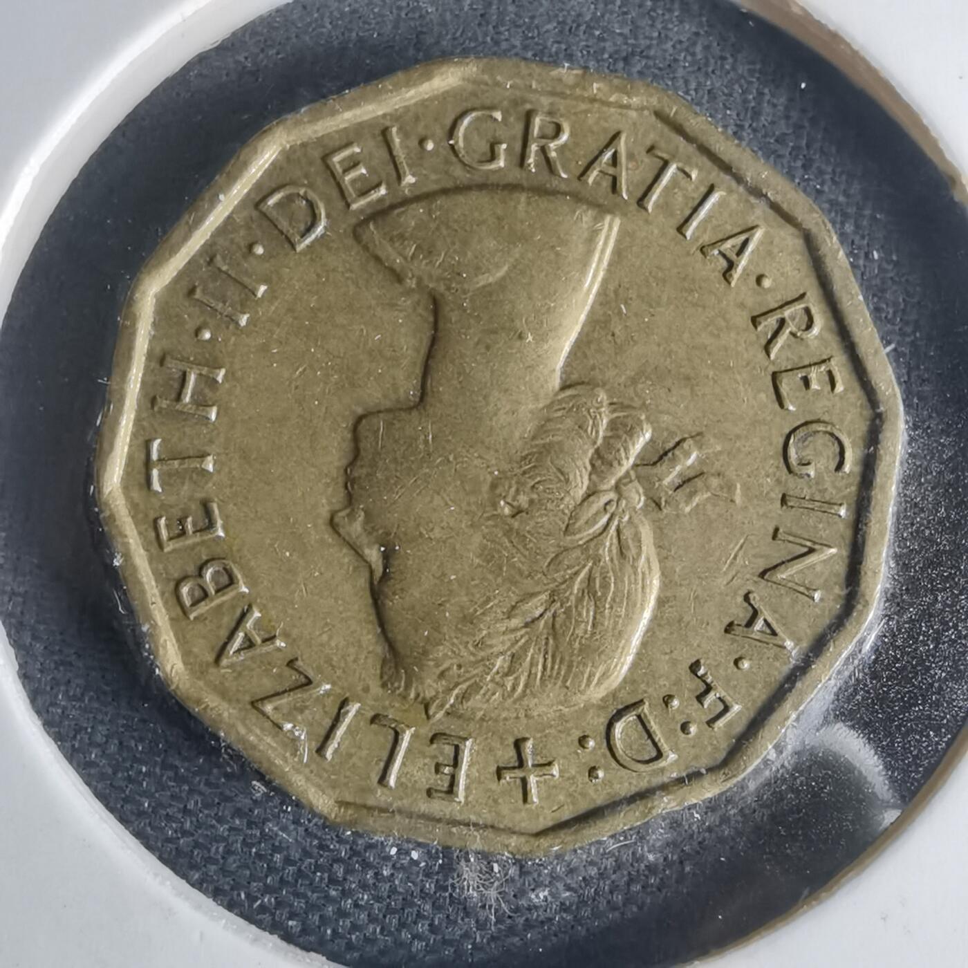 沼泽如烟--第1013场 英国1967年3便士