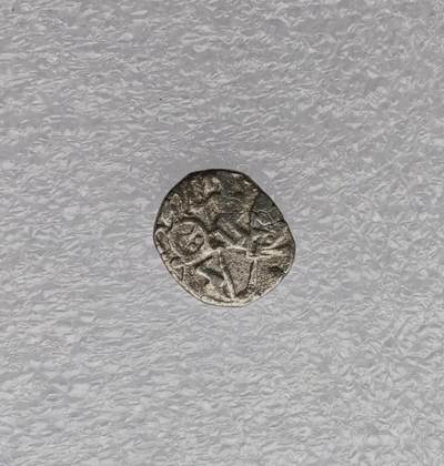 瓶子🏺第231期拍卖会 公元1000年沙希王朝牛瘤骑士打制银币