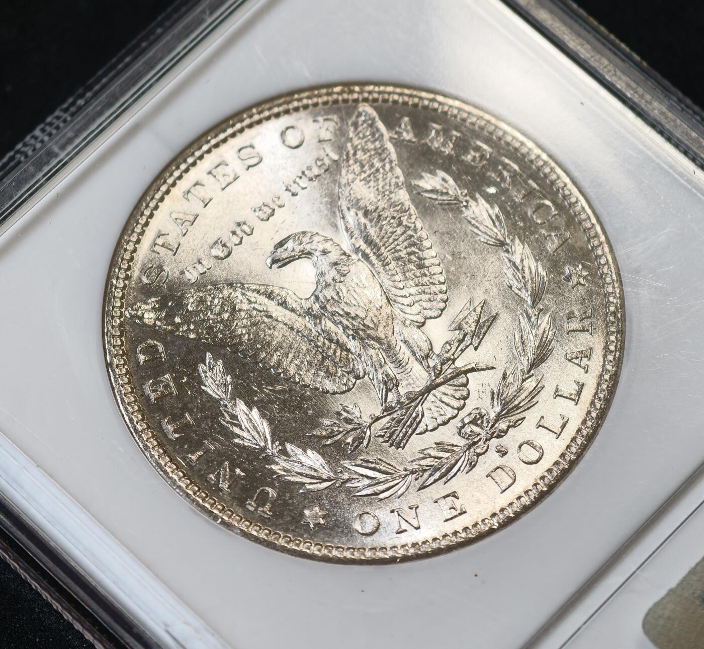 甄臻铺-世界币章拍卖（第53期），甄品场拍品征集中，送拍享返佣金等优惠多多 NGC-MS64 美国1882年S版摩根银元 早期年份 转光明显