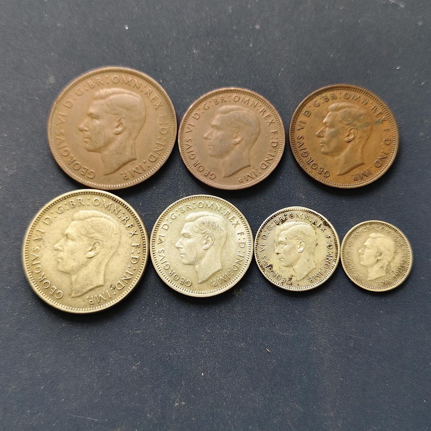 【全场包邮】纯粹捡漏拍508场 澳大利亚1939-1943年乔治六世4银3铜7枚套币【11.31克+5.65克+2.83克+1.41克=21.2克92.5%】